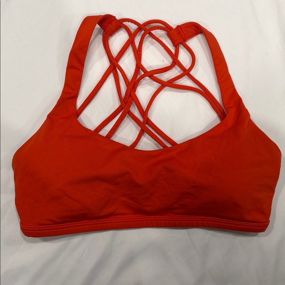 Lululemon Free to be Wild Bra Size 4